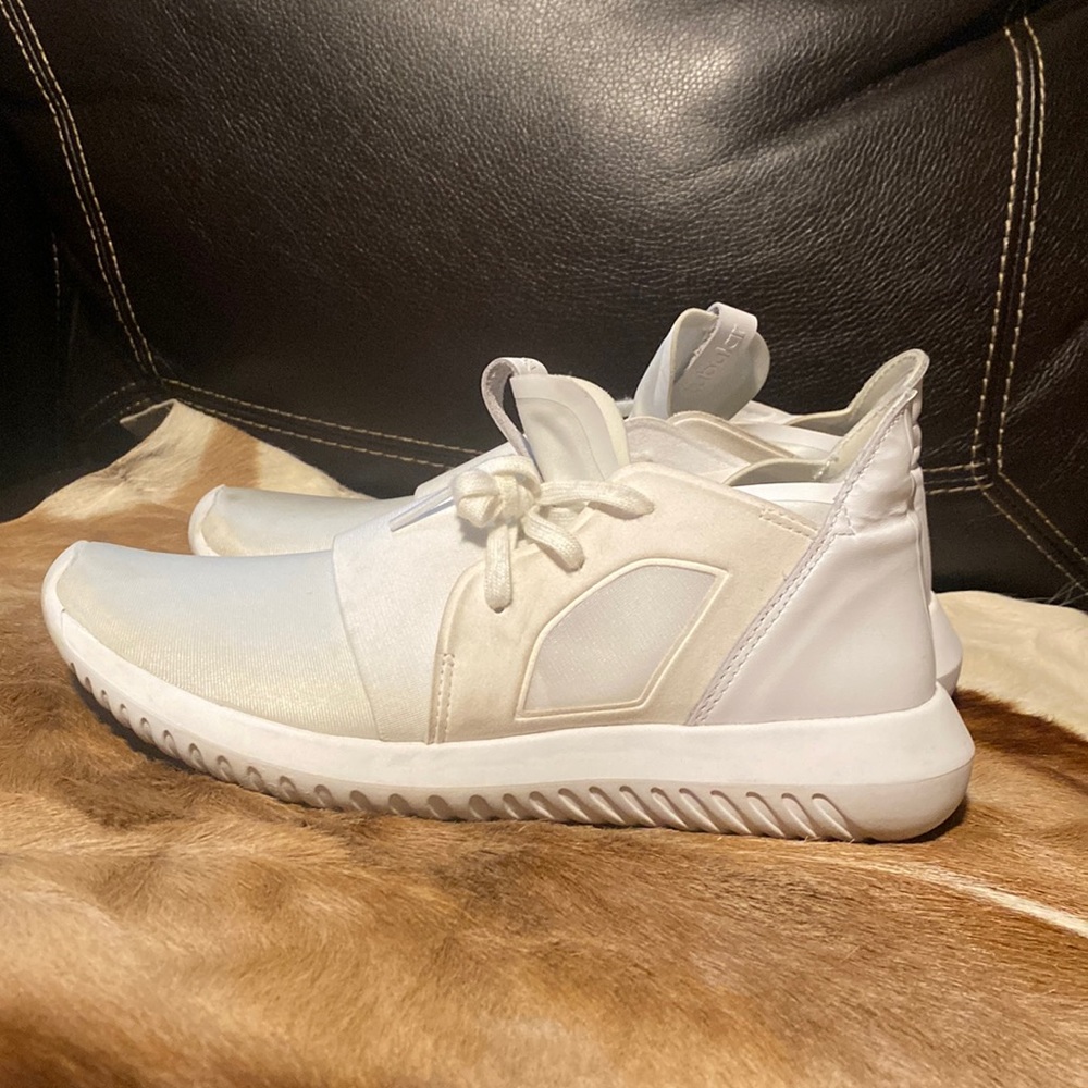 Adidas white tubular women's shoes